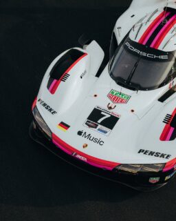 PORSCHE 963 /// TROWBACK - @imsa_racing Run Long Beach USA @porschepenskemotorsport @porsche.motorsport GTP Porsche 963 @apple @applemusic #6 #7 Retro Dress 🔥🏁